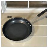 WEAREVER NON-STICK FRYING PAN
