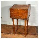 WRITING BOX ON STAND