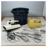 (3pc) HAND MIXERS & COLLANDER