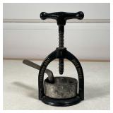 VINTAGE JUICE PRESS