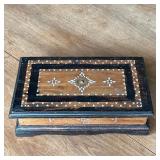 CHINESE COIN, MOTHER-OF-PEARL INLAID BOX