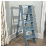 BLUE PAINTED ANTIQUE STEPLADDER