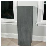 MINIMALIST COMPOSITION DISPLAY STAND