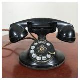 ANTIQUE ROTARY PHONE