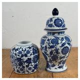 (2pc) BOMBAY PORCELAIN JARS
