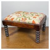 CARVED WOOD FOOT STOOL