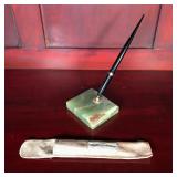 SHEAFFER INK PEN & STAND