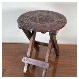 FOLDING MINIATURE STOOL