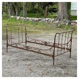 ANTIQUE WROUGHT IRON DAYBED