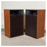 PAIR REALISTIC MACH 1 SPEAKERS