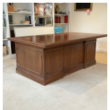 JOT Co. EXECUTIVES DESK