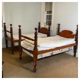PAIR CANNONBALL BEDS | Two twin beds with four turned wood posters; 82-1/2 x 51 x 43 in. 