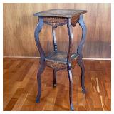 INTARSIA SIDE TABLE | Small wooden side table decorated with geometric pattern of inlaid wood on the