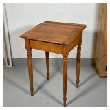 COUNTRY LIFT-TOP SCHOOL DESK | Student