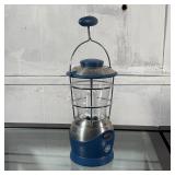 GE BATTERY OPERATED LANTERN | Fluorescent bulb; overall h. 10 in. (over handle) 