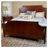 KING SLEIGH BED | Turned supports with solid wood headboard and footboard; h. 65 x l. 88 x d. 82 in.