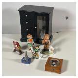 GROUP DECORATIVE MINIATURES | Including porcelain boxes, 2 figurines, etc.; plus a black painted jew