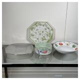 (4pc) SERVING / CENTER BOWLS | Including a sculpted and gilt fruit bowl with incised signature on th