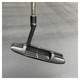 PUTTER: TITLEIST DEAD CENTER | With DeadCenter grip 