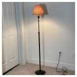 FLOOR LAMP | With a floral decorated cut-out / shine-through lampshade  