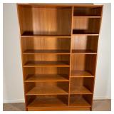 WOODEN BOOKSHELF | h. 72 x 48 x 12 in., excellent condition 