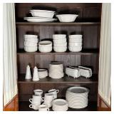 (91pc) PFALTZGRAFF DINING SET | Dinnerware set, comprising 13 coffee cups, 16 saucers, 15 seven inch