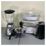 (4pc) KITCHEN APPLIANCES | Oster blender, Hamilton Beach can opener, chopper, instant steam