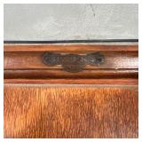 ANTIQUE HOOSIER CABINET | Hygena cabinet / kitchen pantry with drawers and cabinet doors, having a d