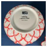 PAIR WILLIAMSBURG CACHE POTS | Blossom / flower form, appearing in excellent condition; h. 6-1/2 x d