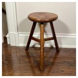 ANTIQUE TRIPOD STOOL | h. 18 x 15 x 15 in.