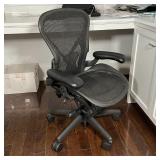 HERMAN MILLER AERON CHAIR (S) | Size small (1 dot) [netting in good condition but seat with marks]