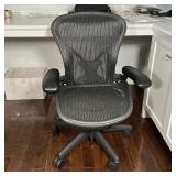 HERMAN MILLER AERON CHAIR (S) | Size small (1 dot) [netting in good condition but seat with marks]