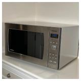 PANASONIC PRESTIGE MICROWAVE | "The Genius", near new condition model no. NN-SD987S