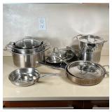 ESTATE LOT POTS & PANS | Including Cuisinart, Allclad, etc., sauce pans, frying pans, boilers / stea