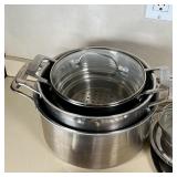Including Cuisinart, Allclad, etc., sauce pans, frying pans, boilers / steam pots, etc.