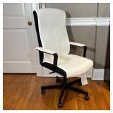 WHITE IKEA OFFICE CHAIR | Millberget armchair in excellent condition