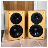 PAIR CAMBRIDGE SOUNDWORKS SPEAKERS | Bookshelf speakers by Cambridge Soundworks, model M80, appearin