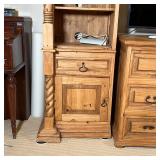 WOOD ENTERTAINMENT CENTER | Three section entertainment center, comprising a middle chest of 8 drawe