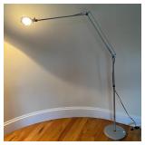 HALOGEN FLOOR LAMP | Halogen floor lamp with articulating arm, Tested and works; Fully extended h. 7
