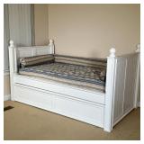POTTERY BARN TRUNDLE BED | Pottery Barn "Thomas" trundle / day bed with two mattresses (included), t