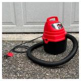 SHOP-VAC | SHOP-VAC 1X1 Portable wet/dry vacuum 1 gallon model 86779-30; tested and works!