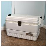 IGLOO MARINE ELITE COOLER | White cooler