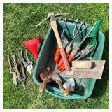 MISC. SMALL GARDEN TOOLS | Includes assorted trowels etc.