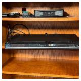 PANASONIC BLU RAY PLAYER | Panasonic DMP-BD35; turns on