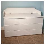 WHITE STORAGE BENCH | Cute! White painted wood bench / storage chest with a hinged lid; h. 22-3/4 x 