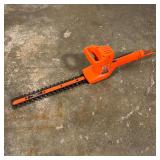 BLACK & DECKER HEDGE TRIMMER | Double insulated hedge trimmer [untested]
