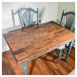 Dining set including four splat-back side chairs, painted blue/green and with gingham seat cushions 