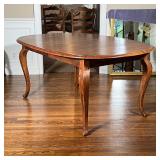 COUNTRY STYLE DINING TABLE | Contemporary country style extension dining table, having a solid weath