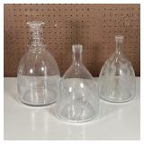 (3pc) GLASS DECANTERS | Including a large decanter with etched crest / coat of arms and two decanter