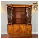 inset glass shelves and lighted interior (untested)- appearing in overall very nice condition (with 